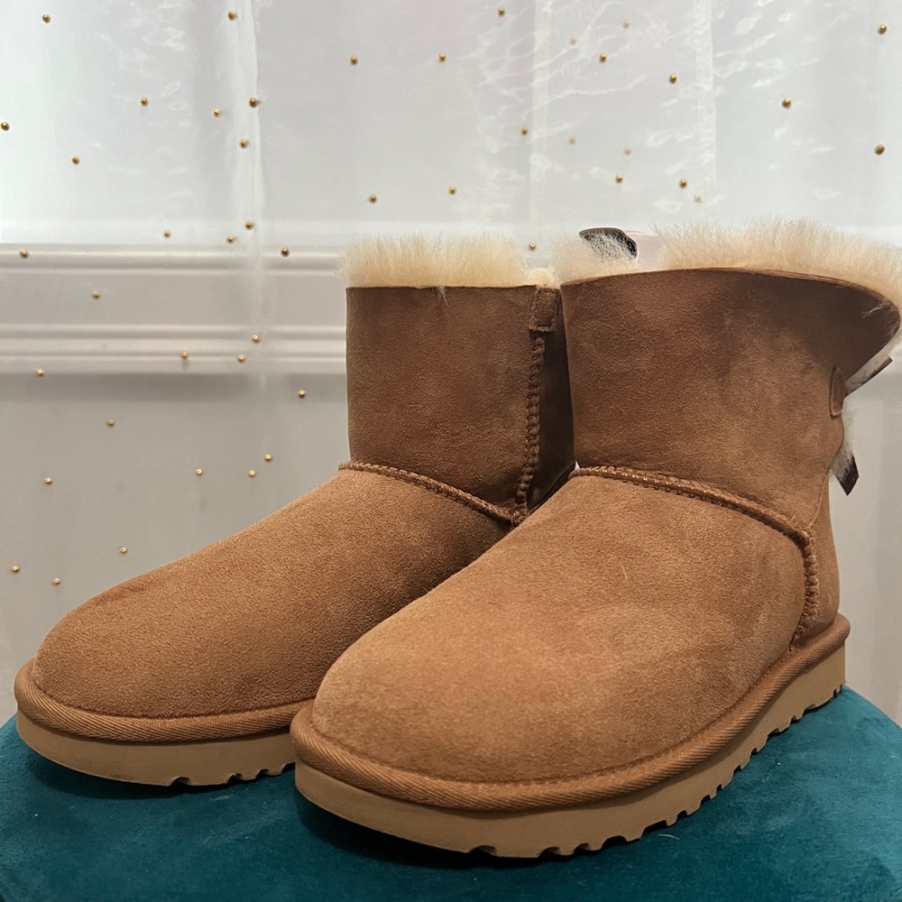 Ugg Woman Boot Size 7